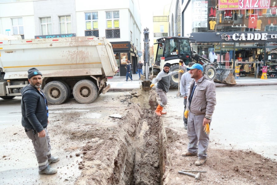 BELEDİYE ÇALIŞIYOR AKSARAY  GÜZELLEŞİYOR