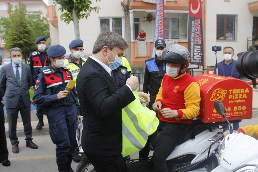 Aksaray’da Trafik Haftası Pandemi  Kuralları Çerçevesinde Kutlandı