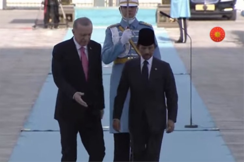 Brunei Sultanı Ankara