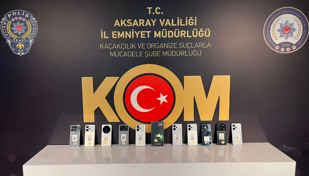 Aksaray’da Kaçak Cep Telefonları Ele Geçirildi