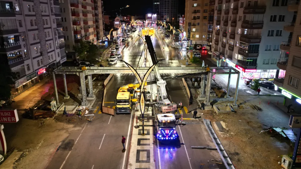 Şehir Uyurken Belediye Mesai Başında: Aksaray’da Gece Gündüz Çalışmalar Sürüyor