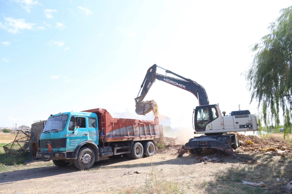 Somuncubaba Mahallesinde Altyapı Eksikliklerinin Giderilmesi İçin İlk Adım Atıldı