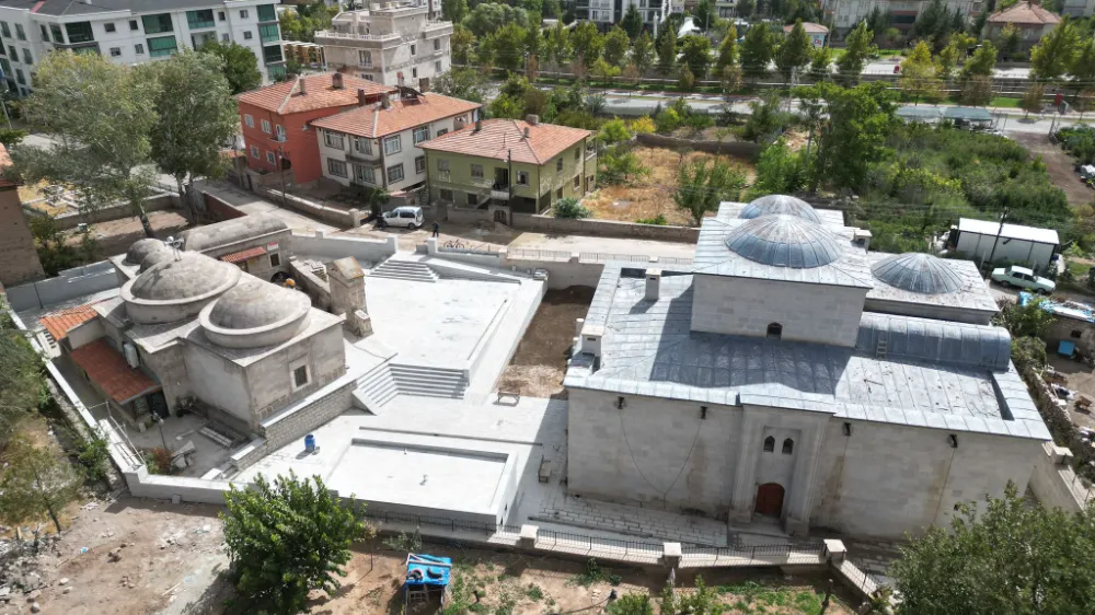 AKSARAY BELEDİYESİ TARİHİ ESERLERİ GÜN YÜZÜNE ÇIKARTIYOR