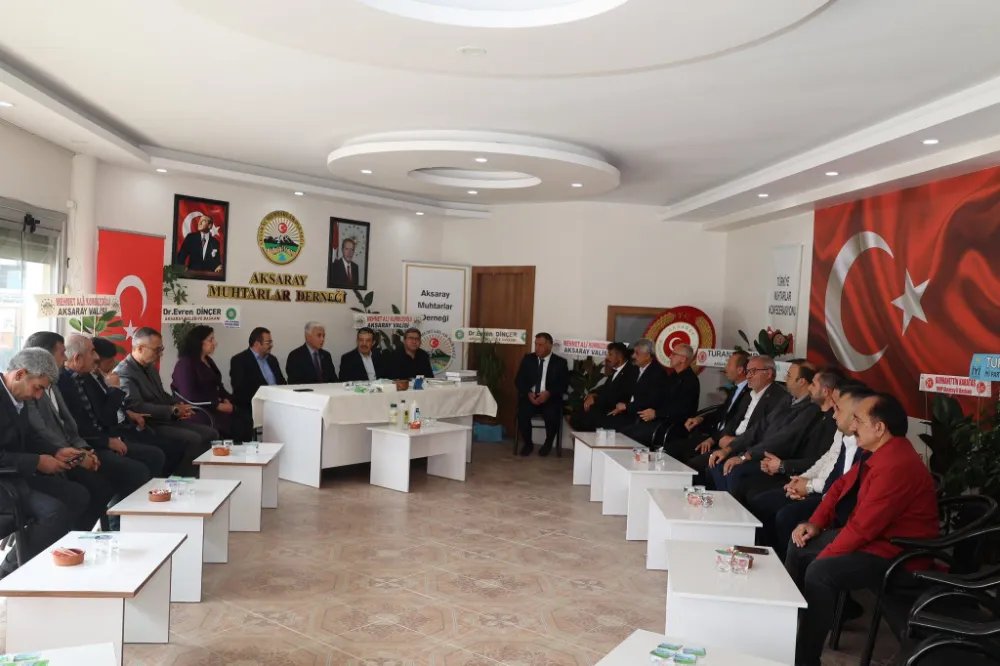 AK PARTİ HEYETİNDEN MUHTARLAR GÜNÜ ZİYARETİ