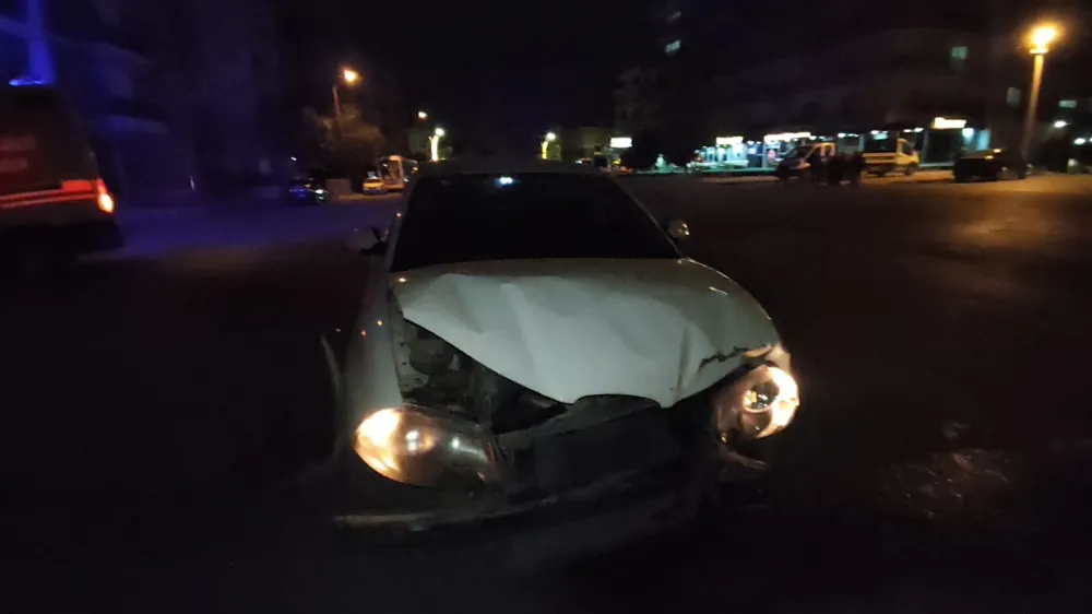 Aksaray’da İki Otomobil Çarpıştı: 1 Yaralı