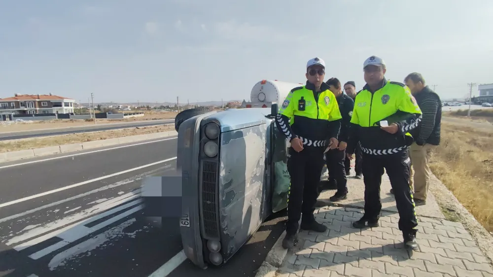 Aksaray Ankara Yolunda Tır ile Otomobil Çarpıştı: 3 Yaralı