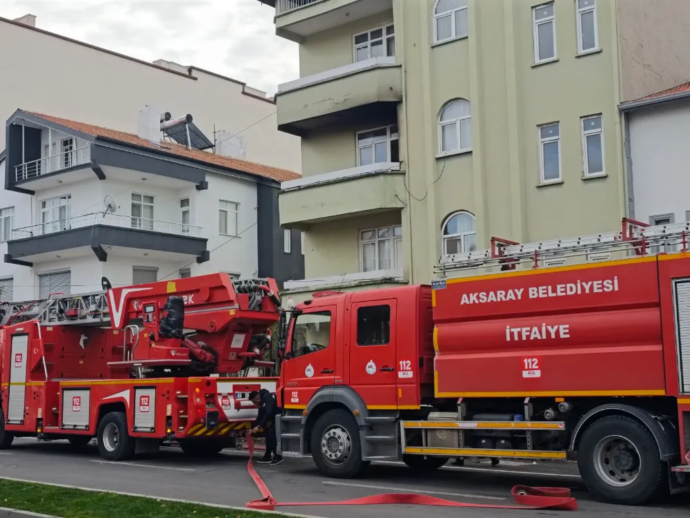 Aksaray’da Balkon Yangını Korku Dolu Anlar Yaşattı