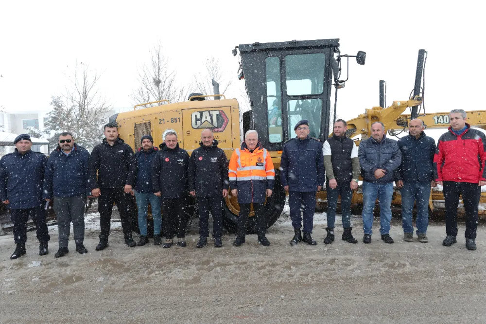 Aksaray’da Yoğun Kar Yağışı: Ekipler Sahada, Eğitime 1 Gün Daha Ara Verildi