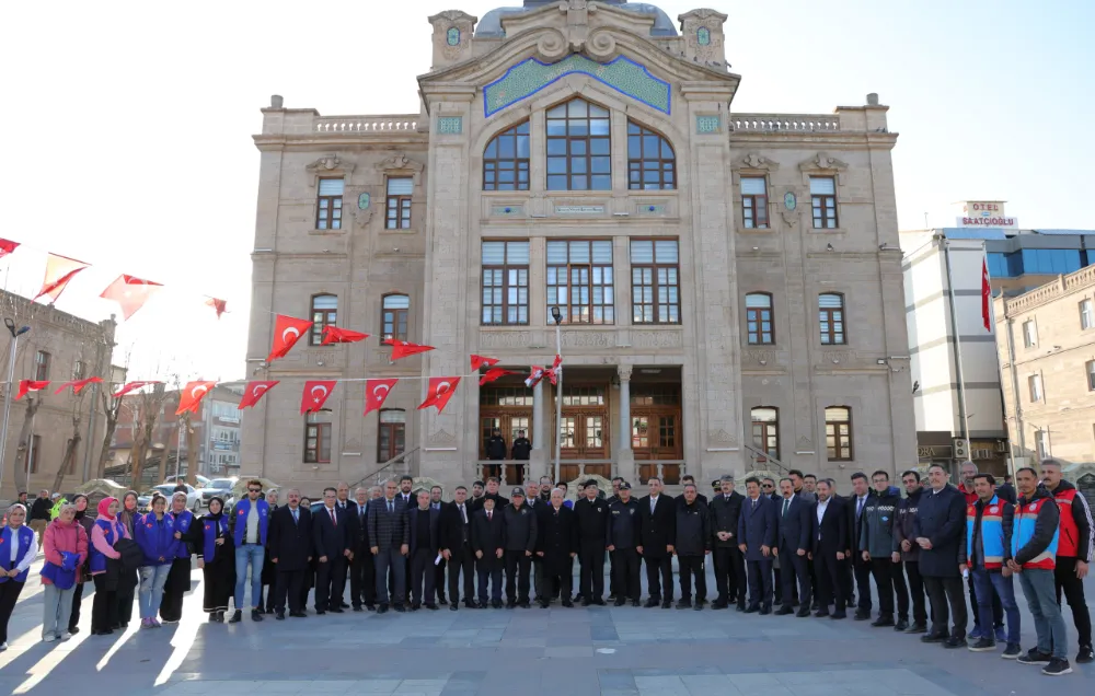 Aile ziyaretinde bulunup iftar sofralarına misafir oldular