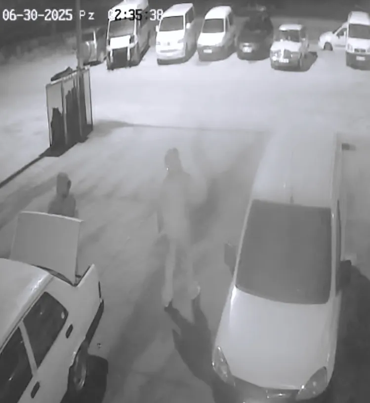 Aksaray Emniyetinden Suçüstü Operasyon: Hırsızlık Şüphelileri 24 Saatte Yakalandı
