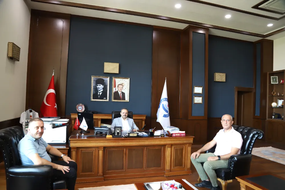Rektör Arıbaş’tan NATO ödüllü  akademisyene teşekkür belgesi