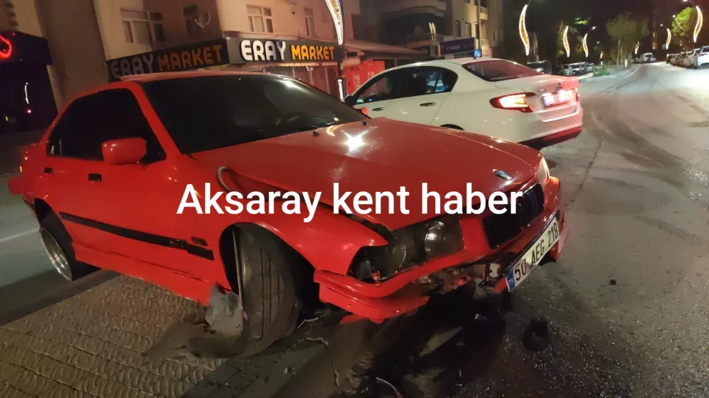 Alkollü sürücü orta refüje çıktı Ehliyeti 2044’e kadar yok