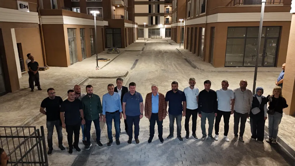 Vali Kumbuzoğlu ve Belediye Başkanı Dinçer, Hamidiye Kentsel Dönüşüm proje alanını ziyaret etti.