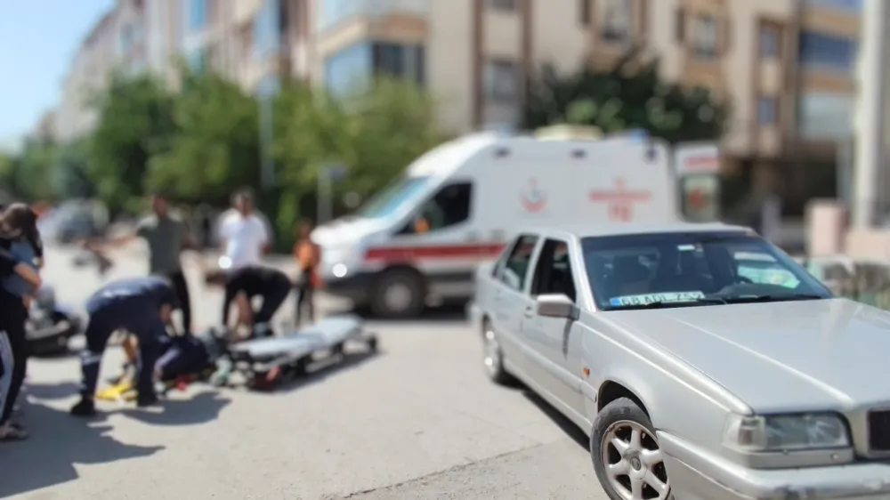Aksaray’da Otomobil ile Motosiklet Çarpıştı: 1 Yaralı