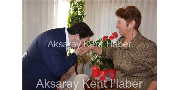 Öğretmenler İnsan Topluluğunun En Faydalı Değerleridir