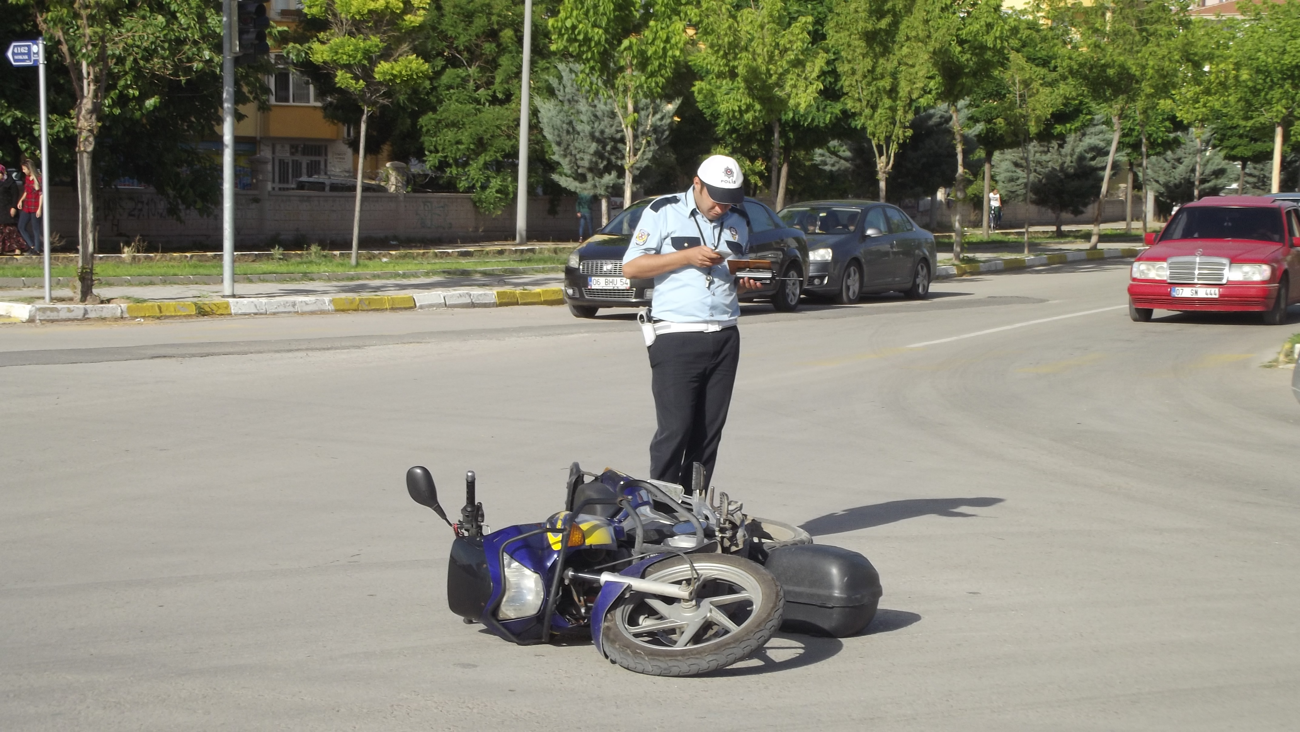 Motorsikletin Karıştıgı Kazada 1 Kişi Yaralandı