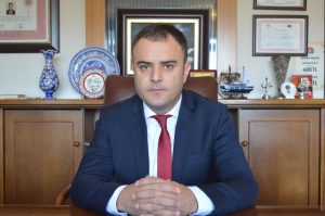 Aksaray Adliyesi Yeni Baro Başkanı Erhan Toprak Oldu