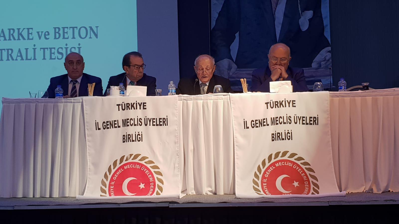 Antalya ´da ki Panel ´de İl Özel İdarelerin Gelecekteki Yeri Konuşuldu