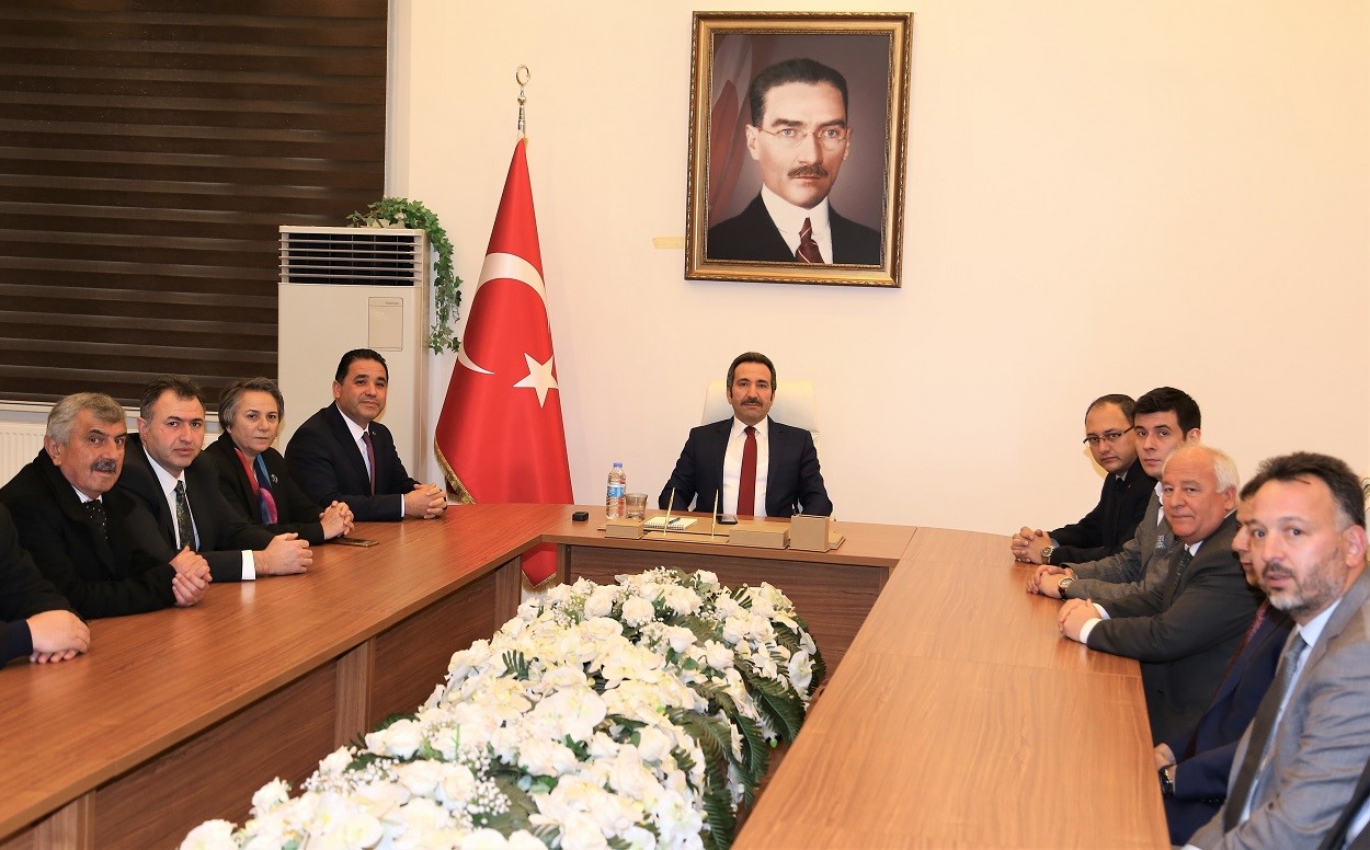 Aksaray MHP Aksaray Belediye Başkan Adayı Sefer Alkan Vali Ali Mantı?ya ziyaret