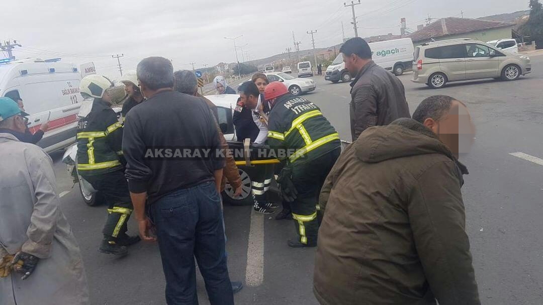 Aksaray`da Tır ile otomobil çarpıştı:3 ağır yaralı